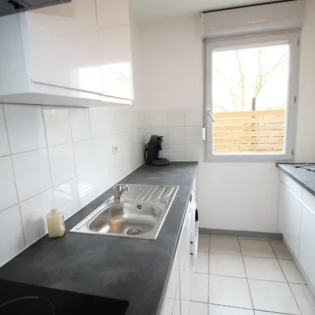 Apartment Piscine, Jardin, Parking, 5 Lit, 1500m Cite,wifi *